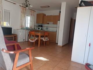 Planta baixa en San andres 80. Bajo frente al paseo maritimo de torre del mar