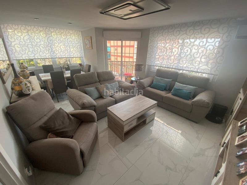 Foto c6ab0450-103b-480f-bd25-788edbe72bc8. Piso en calle doctor fleming 44 piso en venta en pleno Centro en Torre del Mar