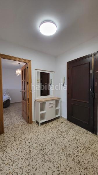 Foto ee5245fd-05cf-4ac5-87ef-49a8d0f8bb4c. Piso en calle los prados 4 amplio piso en venta en Torre del Mar