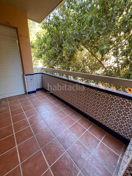 Foto 405fc168-9d18-441b-beba-e1c927ff0b01. Appartement dans calle poeta agustín ruano 1 dans Martiricos - La Roca - La Rosaleda Málaga