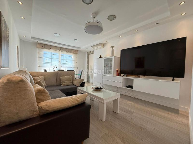 Foto 681b3352-d588-4090-93ef-ea8a7ffecb60. Appartement dans calle pintor cipriano maldonado 3b dans Torre del Mar