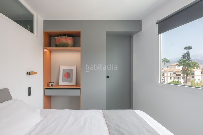 Foto 1963a308-1522-47d5-a6bd-8f4f5e91bd53. Pis a calle piragua 2 a Paseo Marítimo de Levante Torre del Mar