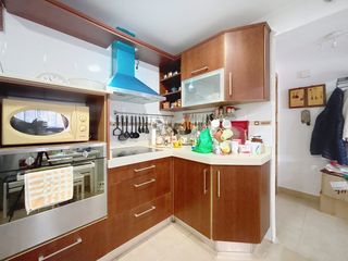 Flat in Calle gavilán 6. Piso en zona inmejorable