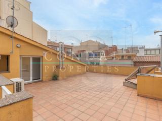 Dplex a Ca n'Anglada. Dplex en venta en can anglada, terrassa  con amplia terraza y m