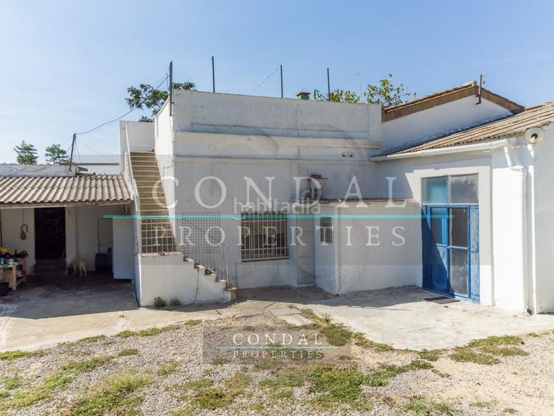 Foto ea124b8f-3864-460e-917d-cd1bea9acaf1. Casa in El Palau - Escorxador Mataró