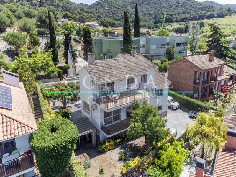 Foto 103687aa-28d2-4380-876b-b24d74c200fd. Casa amb aparcament a Martorelles