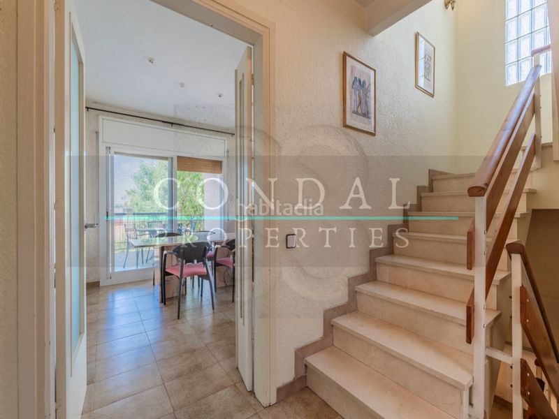 Foto 9e9dd809-44b9-46ac-ae40-f1e58e5d9248. Casa amb aparcament a Martorelles