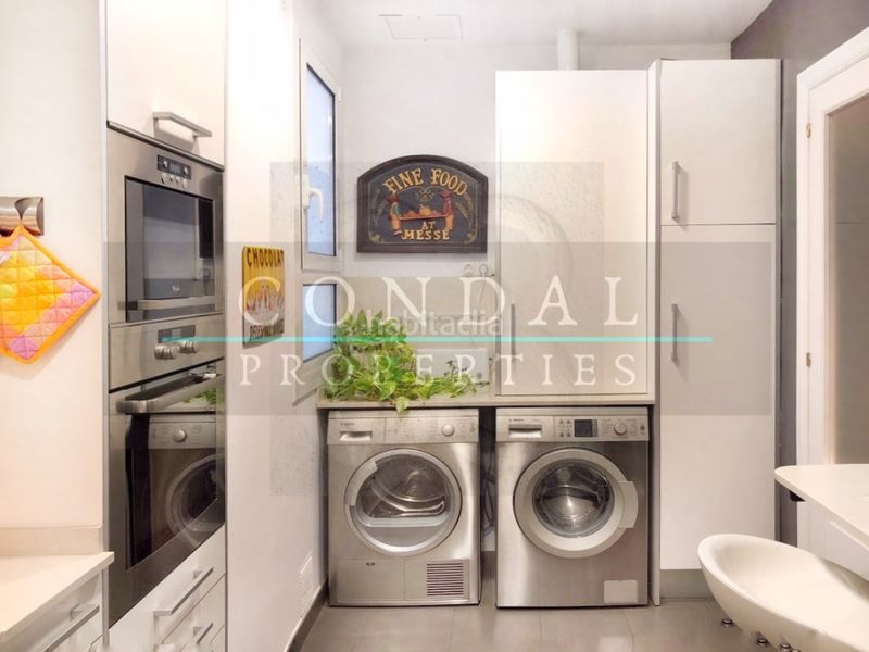 Foto d0b5b66b-cd8e-4853-bd35-0a08d46bd693. Pis a Dreta de l´Eixample Barcelona