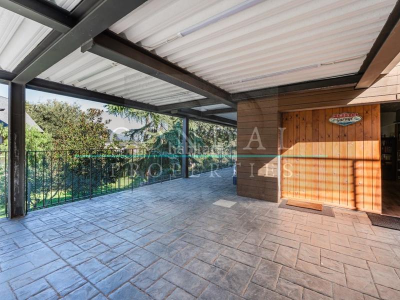 Foto 34c61be4-01c5-4b64-95aa-377825919716. Maison avec parking piscine dans Vallgorguina