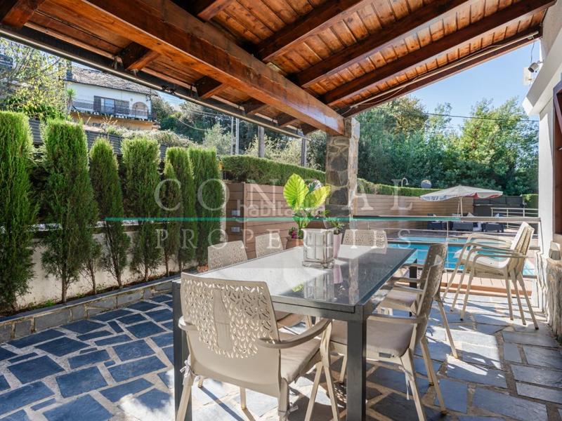 Foto 9571f45d-3ad2-4492-a127-39fe47aafe52. Maison avec parking piscine dans Vallgorguina