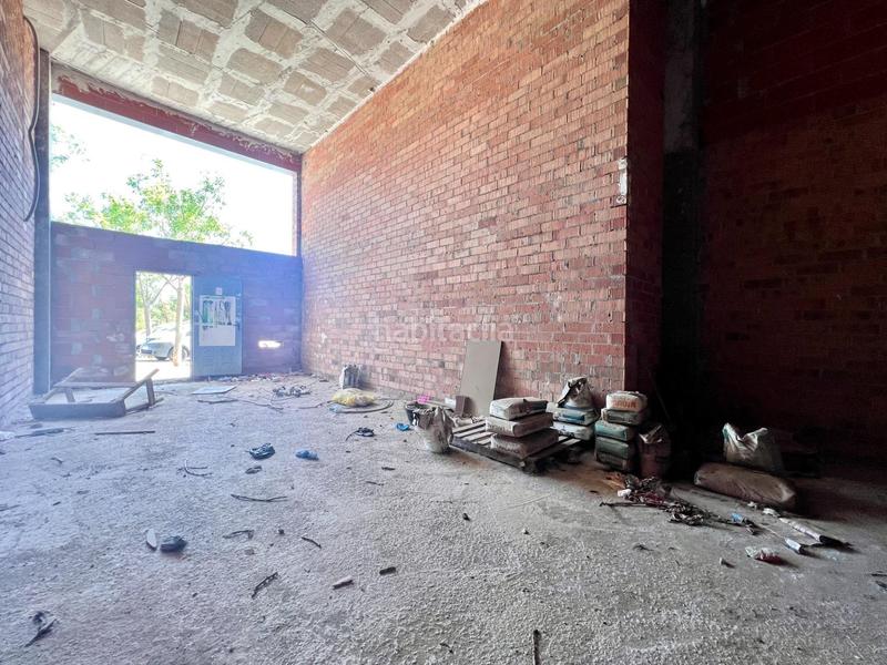 Foto 4eb154bf-3bf6-4f65-bbfc-eb2e807d6ffc. Lloguer local comercial a Can Llong Sabadell