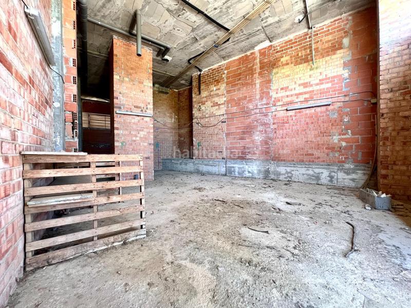 Foto f953b886-91bf-46ea-82ab-ef8a1ca8e41a. Lloguer local comercial a Can Llong Sabadell