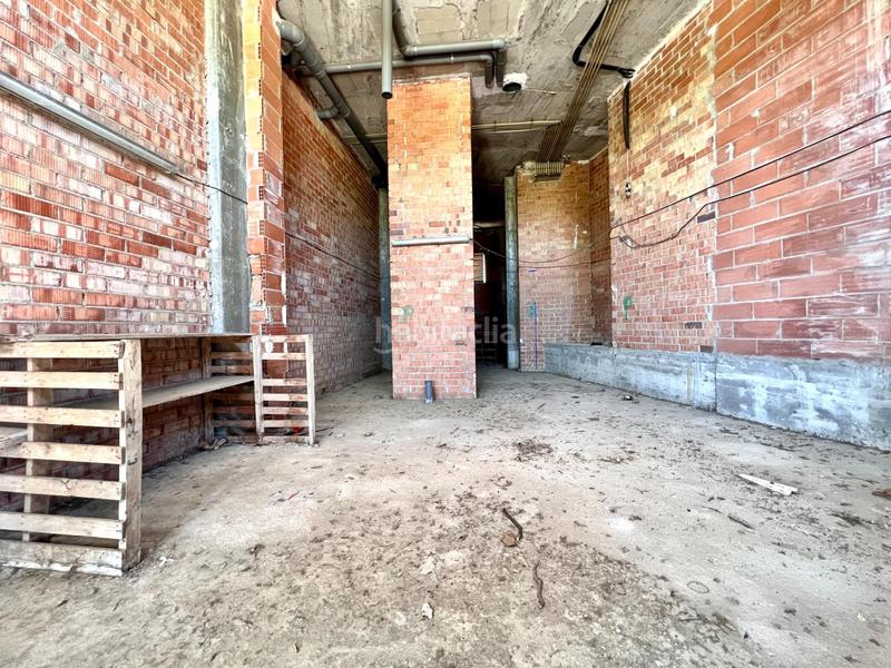 Foto 6a8029b8-0b81-486d-83af-020c623dbb7e. Rent business premise in Can Llong Sabadell