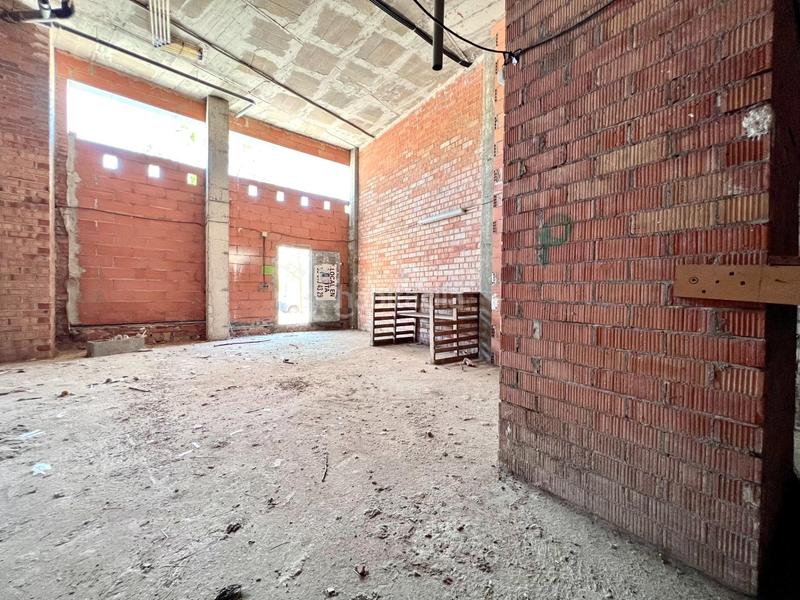 Foto cab8ab38-a093-4dc6-8589-61dd0337c520. Rent business premise in Can Llong Sabadell