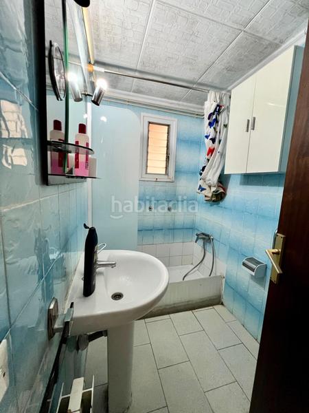 Foto 9b0ec179-be15-4901-ac04-0a20e8f7d891. Piso  de 4 dormitorios y 2 baños, balcón terraza y trastero! en Sabadell