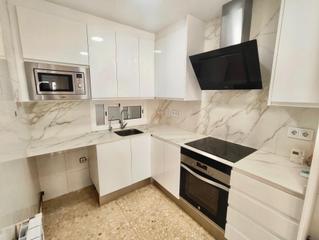 Pis a Creu Alta. Piso dplex completamente reformado de 4 dormitorios y 3 baos.