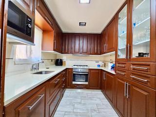 Haus in Polinyà. Casa de 5 dormitorios  2 baños con patio de 55m2