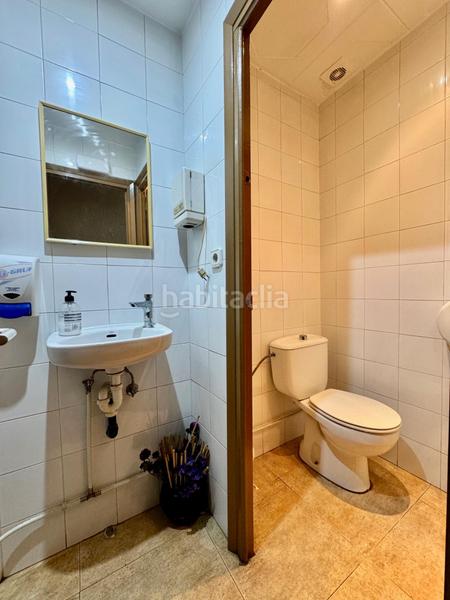 Foto d264f9f2-8340-4177-a670-54438929000d. Affitto locale commerciale in Hostafrancs Sabadell