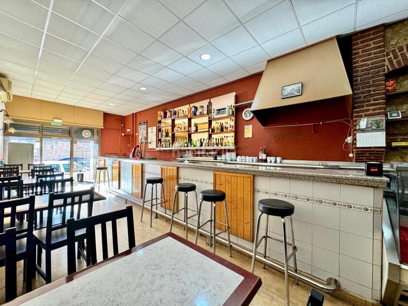 Foto d4cf2ff0-cba2-42af-a5af-1ce1681c3eae. Alquiler local comercial bar restaurante con licencia en zona Hostafrancs. en Sabadell