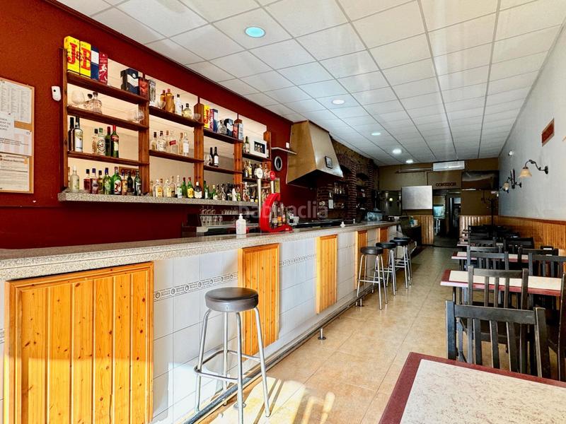 Foto e5d28e32-091e-422c-8c89-51e89d501e70. Lloguer local comercial a Hostafrancs Sabadell