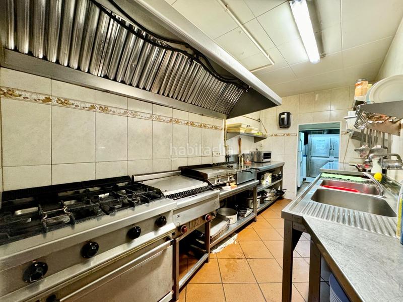 Foto c640cce8-b3f2-43ef-bc93-1336e2232bde. Rent business premise in Hostafrancs Sabadell