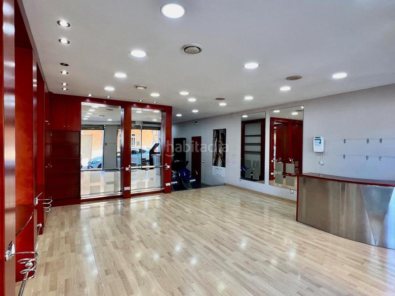 Foto d27e7e3e-b4ae-4ee7-b4be-9e1b1e3c27d1. Local comercial a Can Rull Sabadell