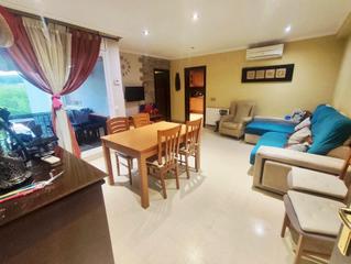 Pis a Poble Nou. Piso de vpo de 4 dormitorios  2 baños  plaza de parking, terraza