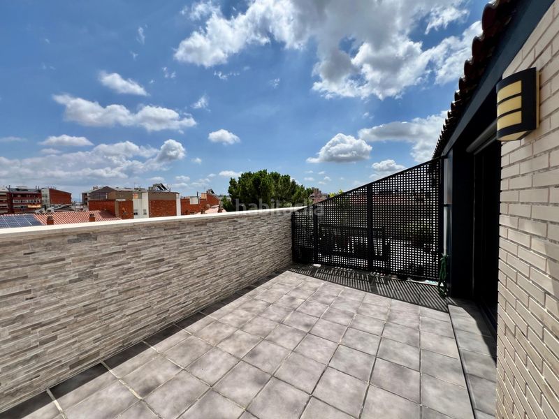 Foto af6d7157-48cf-4fc5-b04e-6c9582608c0c. Casa amb calefacció aparcament piscina a Eixample Sabadell