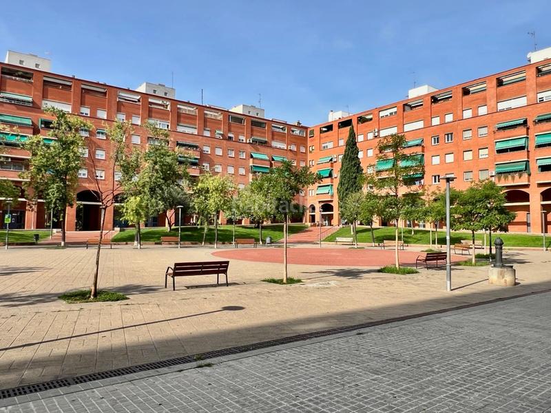 Foto 862d5bda-3e14-497f-88db-4cc39fda6b87. Local commercial dans Can Deu Sabadell