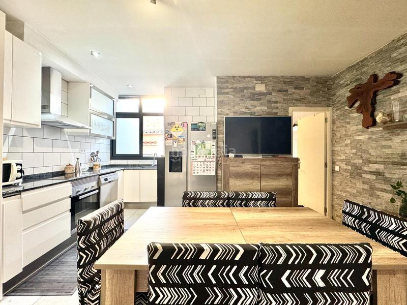 Foto d7639bb8-f7ec-4222-b53e-f6e2804efef2. Appartamento in Ca n'Anglada Terrassa