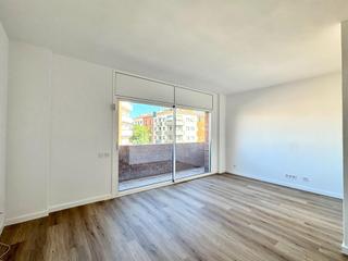 Flat in Gràcia. Pisazo en sabadell!!! reforma integral 3 dormitorios 1 vestidor