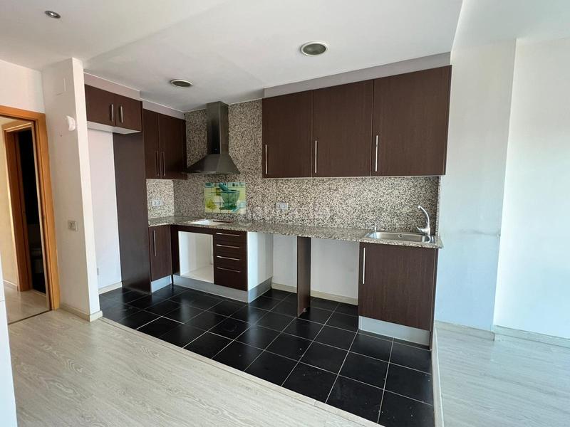 Foto ffdbc1c8-e85d-4378-988e-342d26e8d053. Flat with heating parking in Ca n'Anglada Terrassa