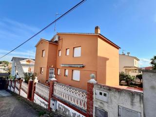 Maison à Polinyà. Casa a 4 vientos, con dos viviendas independientes!