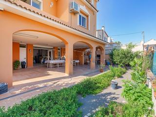 Casa a Polinyà. Casa a 4 vientos, con dos viviendas independientes!