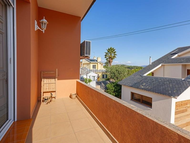 Foto ea510116-258b-4414-8438-6b0d965c63ff. Maison avec chauffage parking dans Polinyà