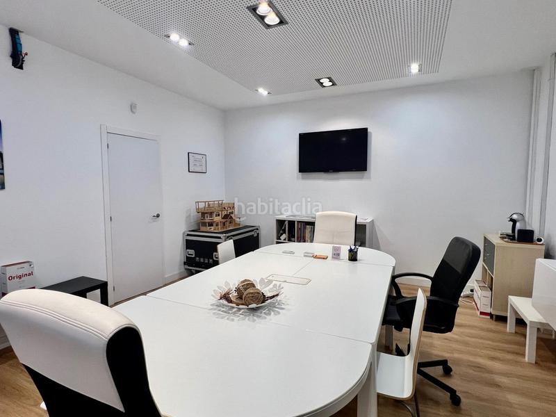 Foto 4f68fc05-53d8-4604-8cb6-2a877e0c4794. Location bureau dans Can Llong Sabadell