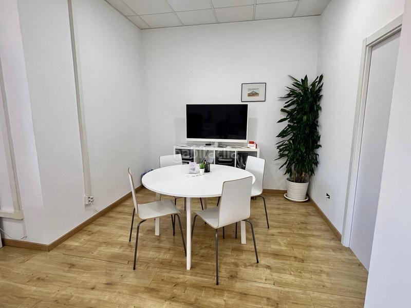 Foto 860753a1-63cb-4a08-8c1f-467cf6b4e16c. Location bureau dans Can Llong Sabadell