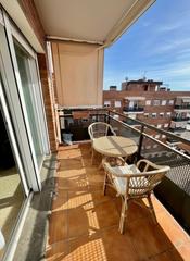 Etagenwohnung  Sarajevo. Piso de 4 dormitorios  2 baños  terraza 2 plazas de  parking y t