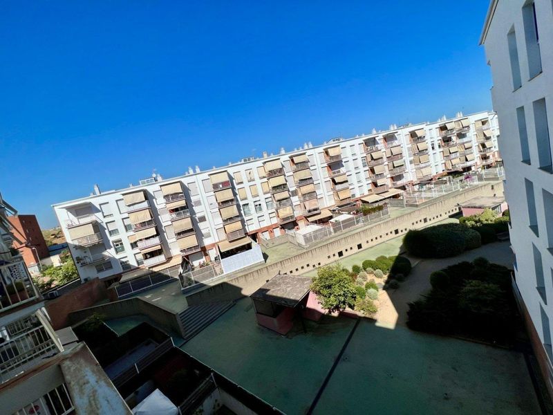 Foto 450ebf3a-9a75-49da-a8ff-19c3146b4a31. Pis amb aparcament a Can Llong Sabadell