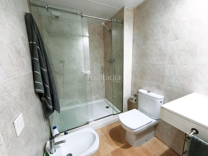 Foto 13dd42bd-cb70-4385-998c-3fb1f49f56ca. Piso  de 2 dormitorios 1 baño balcón y plaza de parking en Sabadell