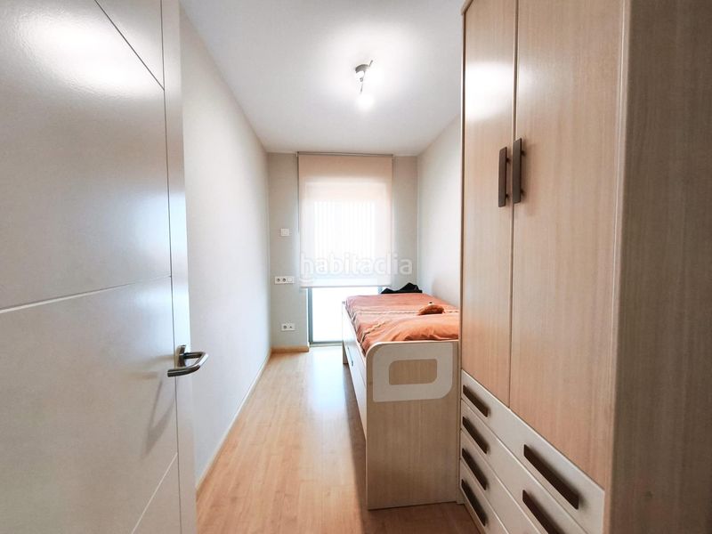 Foto 4ac9eb3c-124c-4dfa-8daf-a2f9cff6278e. Piso  de 2 dormitorios 1 baño balcón y plaza de parking en Sabadell