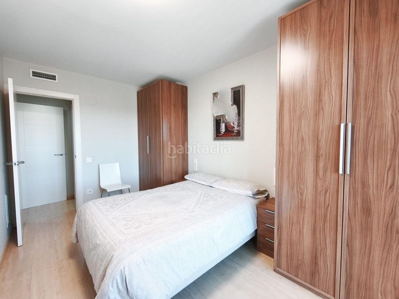 Foto a7ef78d7-c904-4fbe-9f49-0ede3c89a0e0. Piso  de 2 dormitorios 1 baño balcón y plaza de parking en Sabadell