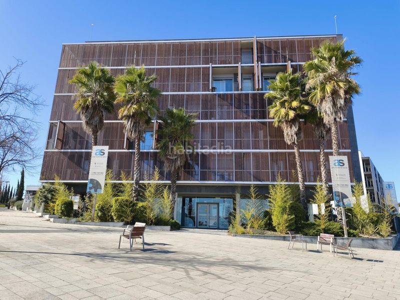 Foto d08e7423-e5de-459a-b262-986081bdeadd. Piso  de 2 dormitorios 1 baño balcón y plaza de parking en Sabadell