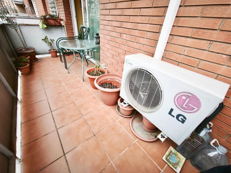 Foto 4a0b81fc-3ff8-4d8f-bcca-4cf22bef1c98. Pis amb calefacció aparcament a Can Llong Sabadell