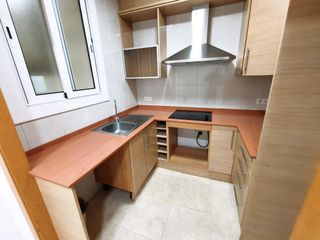 Planta baixa a Vallparadís - Antic Poble de Sant Pere. Amplia planta baja en vallparadís, terrassa  listo para entrar a