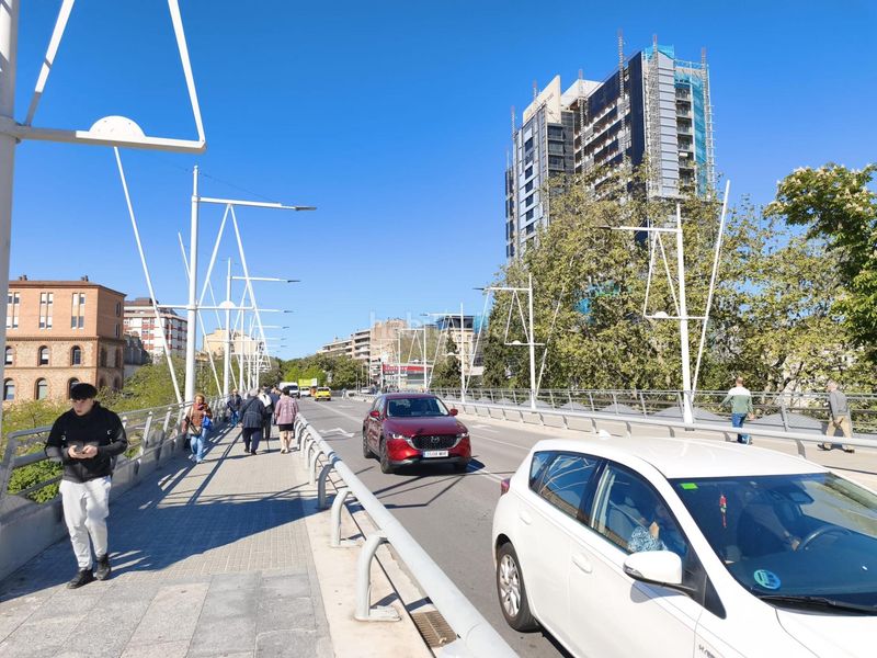 Foto 8eb8f3d6-0698-4de7-b22d-ea6f43133f30. Planta baixa amb calefacció a Vallparadís - Antic Poble de Sant Pere Terrassa
