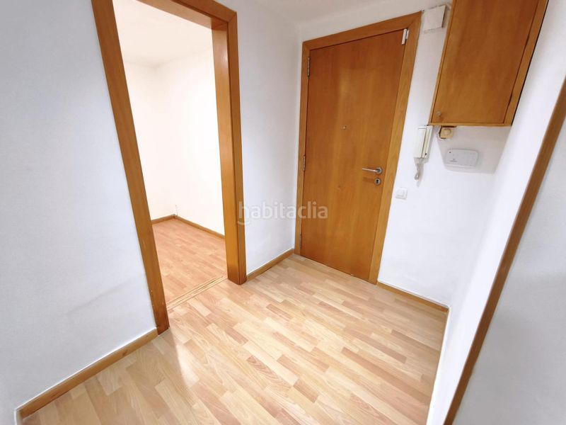 Foto f1ee6461-9285-4718-8fe6-be77ae355462. Planta baixa amb calefacció a Vallparadís - Antic Poble de Sant Pere Terrassa
