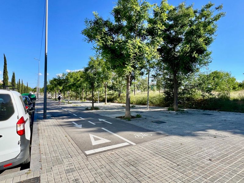 Foto c98356f0-06e5-44ff-899d-566d2a35f4dd. Pis a Els Merinals Sabadell
