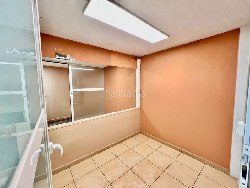 Foto 22a12dd1-fcff-4d42-94e1-c5b68c0945f2. Rent business premise in La Roureda Sabadell