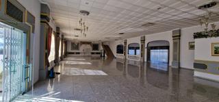 Rent Industrial building in Arriate. Nave en terreno industrial